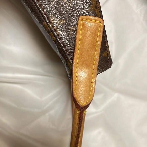 Louis Vuitton Looping MM size - Picture 5 of 6